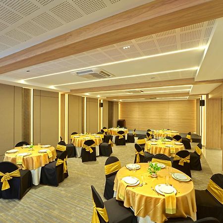 فندق أباد Kochi المظهر الخارجي الصورة