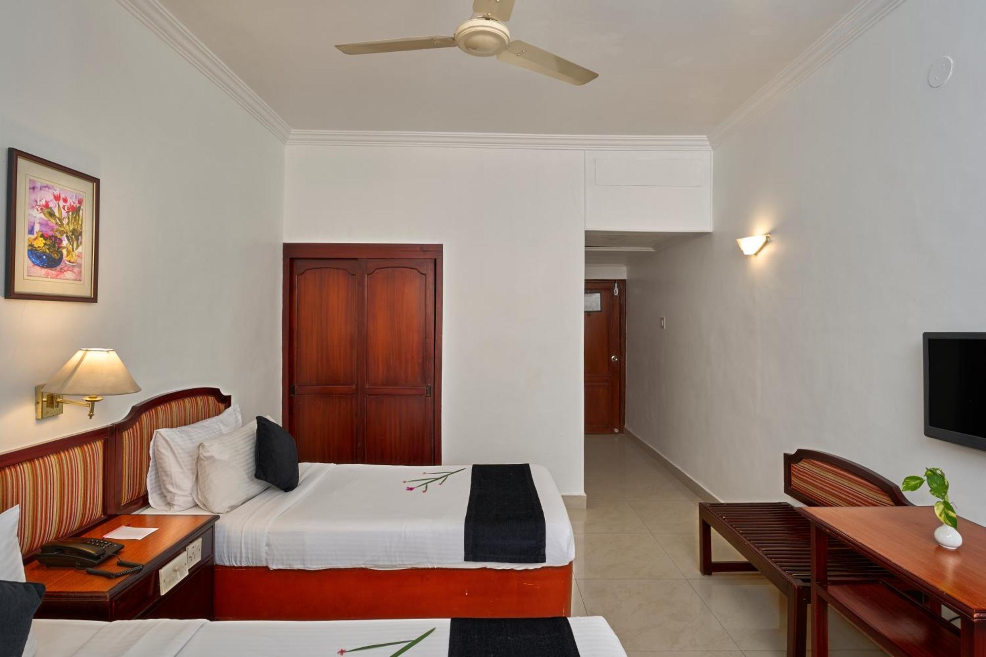 فندق أباد Kochi المظهر الخارجي الصورة